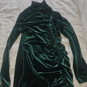 Flattering Emerald Green Velvet Dress